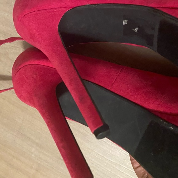 Pink High Heels - Picture 4 of 6